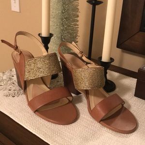 NWOT Camel brown and beaded gold heel